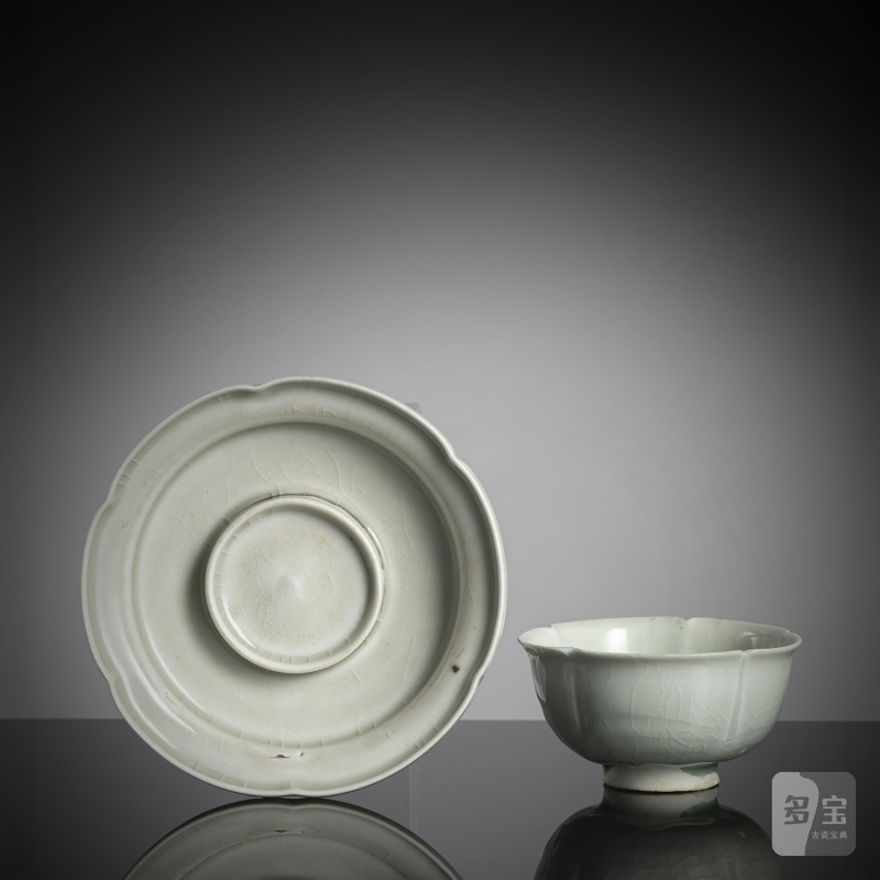 A floriform 'qingbai' ware tea cup and associated stand